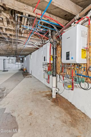 50 Southern Boulevard, Albany, NY 12209