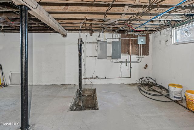 50 Southern Boulevard, Albany, NY 12209