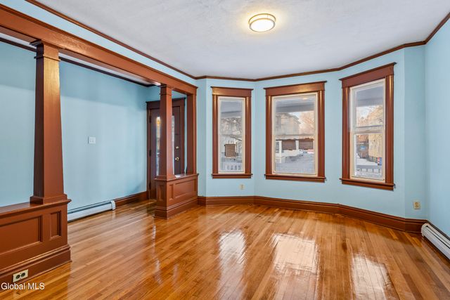 50 Southern Boulevard, Albany, NY 12209