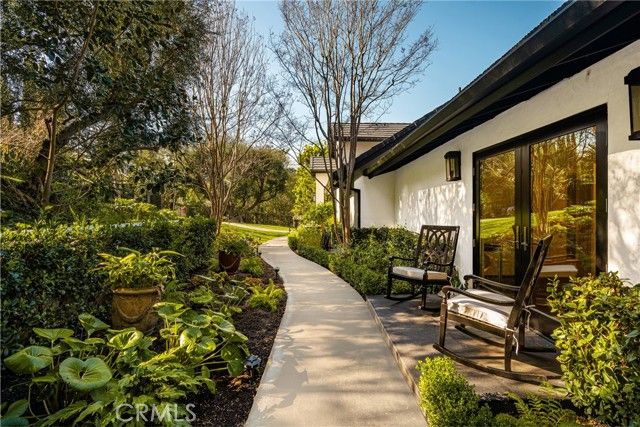 9821 Brentwood Drive, Tustin, CA 92705