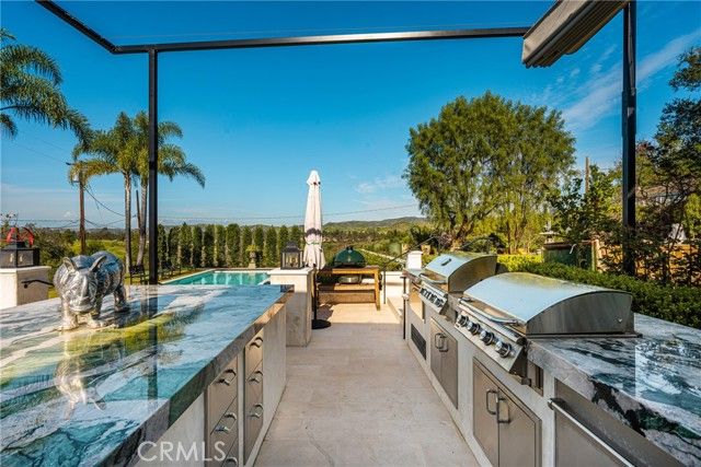 9821 Brentwood Drive, Tustin, CA 92705