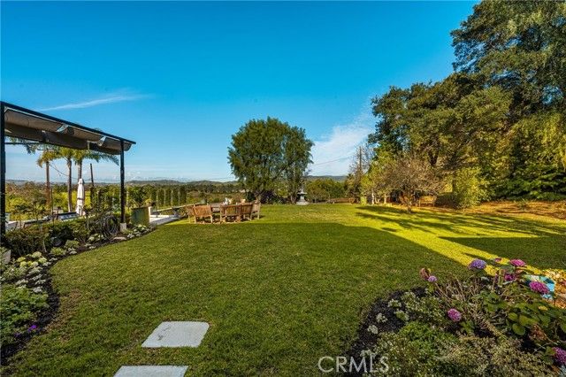 9821 Brentwood Drive, Tustin, CA 92705