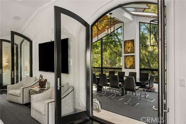 9821 Brentwood Drive, Tustin, CA 92705