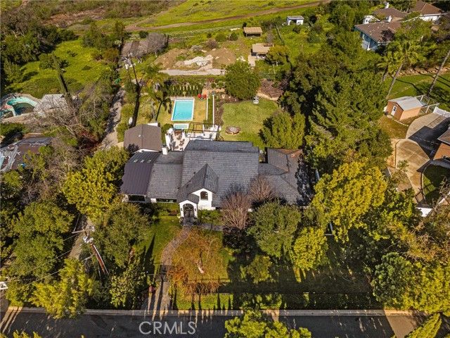 9821 Brentwood Drive, Tustin, CA 92705