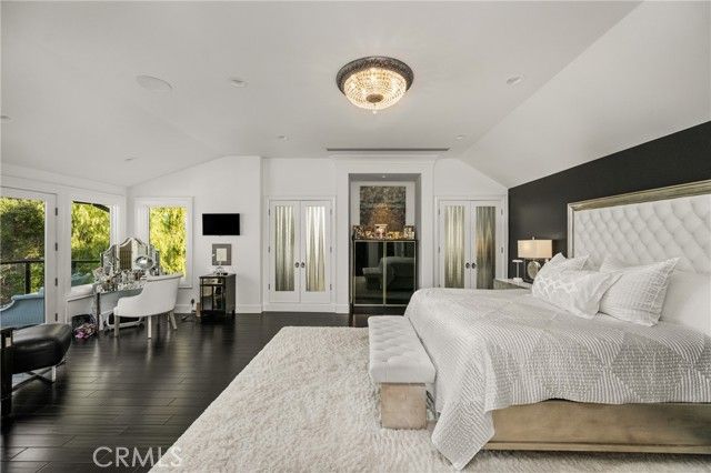 9821 Brentwood Drive, Tustin, CA 92705