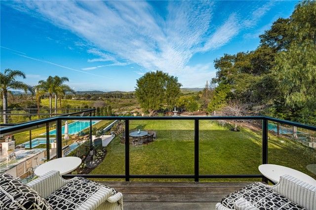 9821 Brentwood Drive, Tustin, CA 92705