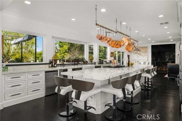 9821 Brentwood Drive, Tustin, CA 92705