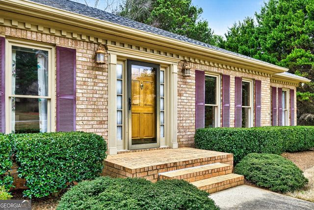 100 Highview Trace, Fayetteville, GA 30215