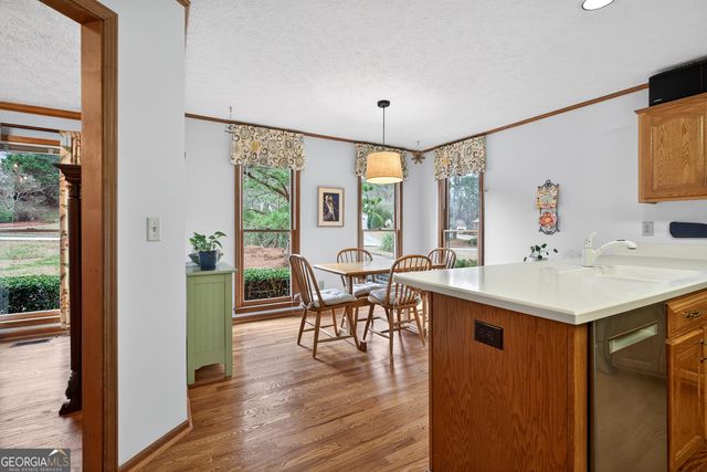 100 Highview Trace, Fayetteville, GA 30215