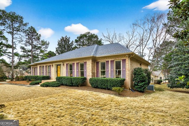 100 Highview Trace, Fayetteville, GA 30215