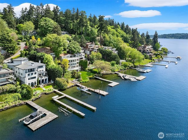 9205 SE Shoreland Drive, Bellevue, WA 98004
