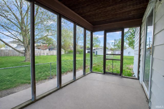 1423 S Strong Avenue, Elkhart, IN 46514