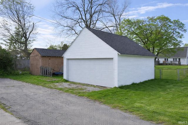 1423 S Strong Avenue, Elkhart, IN 46514