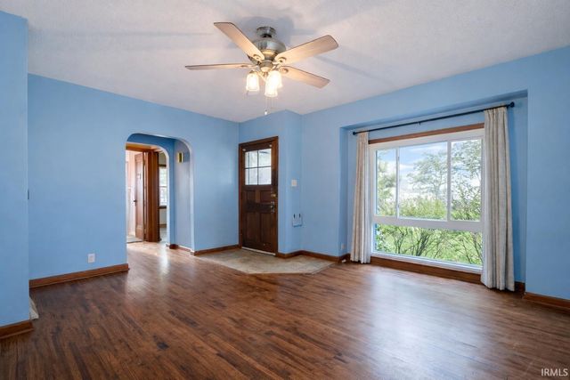 1423 S Strong Avenue, Elkhart, IN 46514