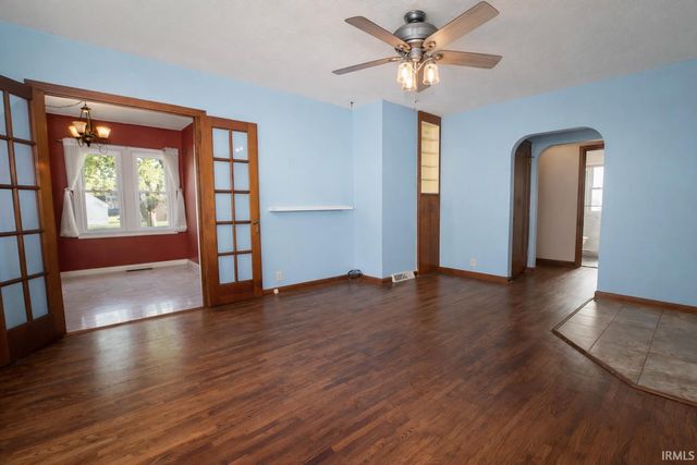 1423 S Strong Avenue, Elkhart, IN 46514