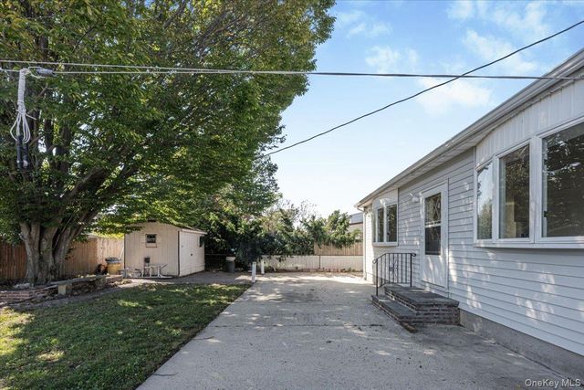 5 Edward Avenue, Hicksville, NY 11801