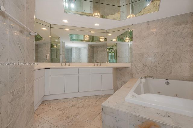 16445 Collins Ave 321, Sunny Isles Beach, FL 33160