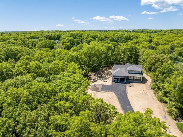 23 Manor Dr, Sandwich, MA 02537