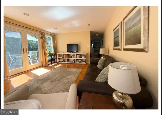675 FARNUM RD, Media, PA 19063