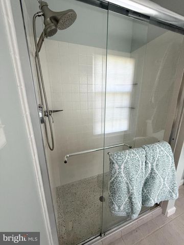 675 FARNUM RD, Media, PA 19063
