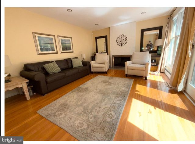675 FARNUM RD, Media, PA 19063