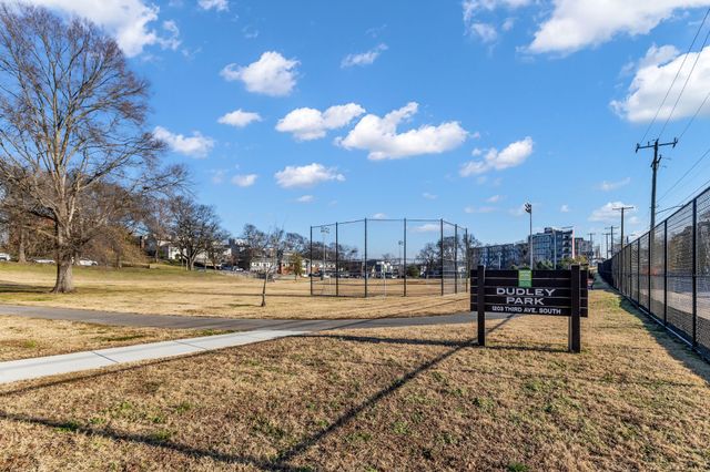 220 Hart St, Nashville, TN 37210