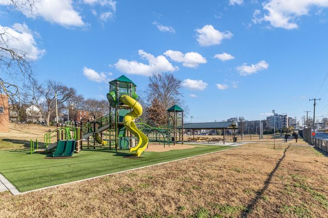 220 Hart St, Nashville, TN 37210