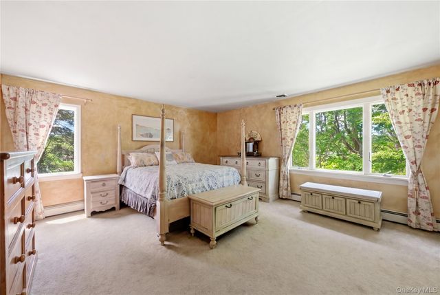 195 Shore Road, Mount Sinai, NY 11766