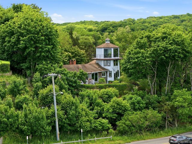 195 Shore Road, Mount Sinai, NY 11766