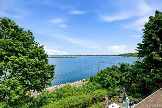 195 Shore Road, Mount Sinai, NY 11766