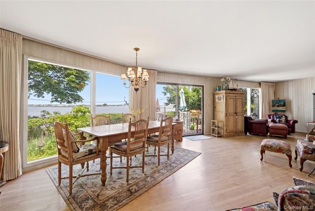 195 Shore Road, Mount Sinai, NY 11766