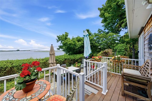 195 Shore Road, Mount Sinai, NY 11766