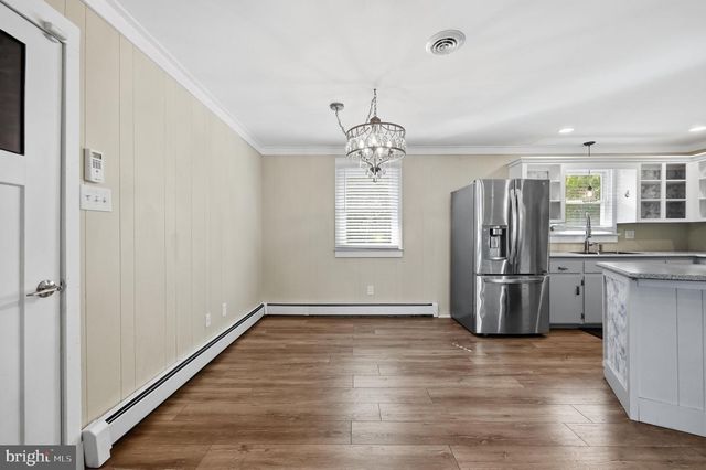 21874 BOONSBORO MOUNTAIN RD, Boonsboro, MD 21713