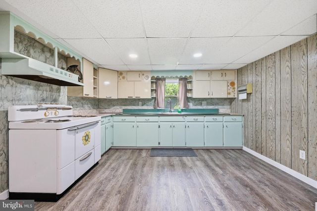 21874 BOONSBORO MOUNTAIN RD, Boonsboro, MD 21713