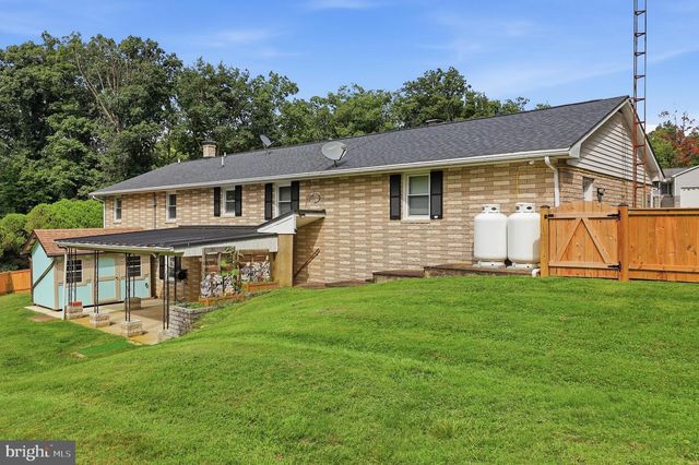 21874 BOONSBORO MOUNTAIN RD, Boonsboro, MD 21713