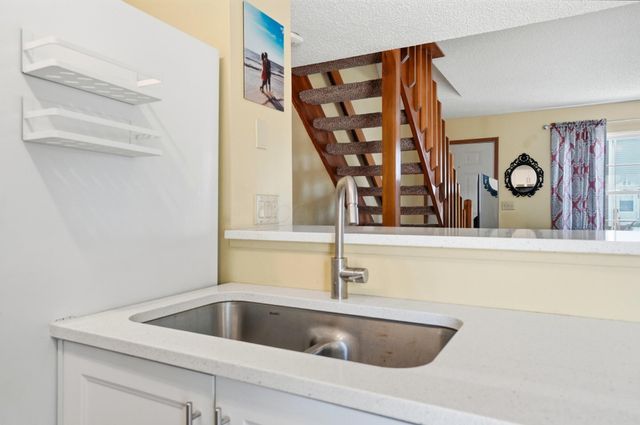 5055 Stoneybrook Boulevard, 6E, Hilliard, OH 43026