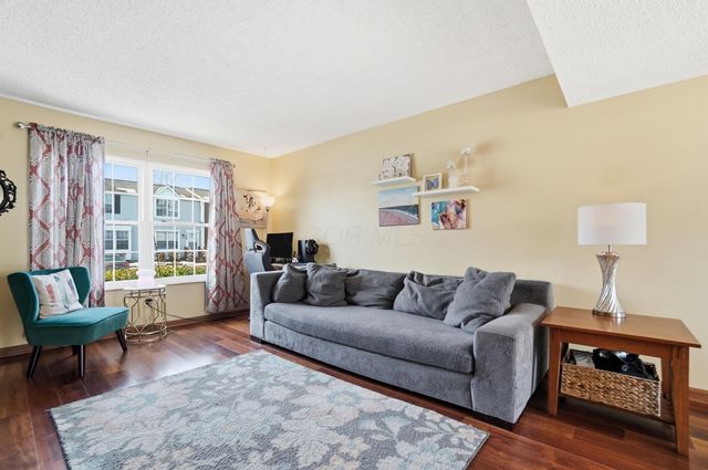 5055 Stoneybrook Boulevard, 6E, Hilliard, OH 43026