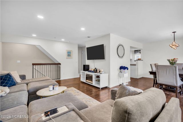 4103 Norma Place, Toms River, NJ 08755