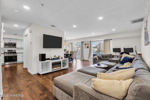 4103 Norma Place, Toms River, NJ 08755