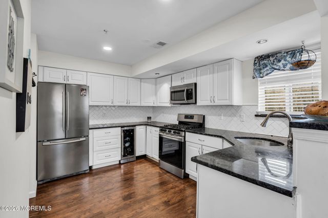 4103 Norma Place, Toms River, NJ 08755