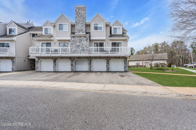 4103 Norma Place, Toms River, NJ 08755
