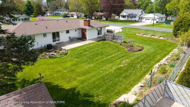 15089 Pinehurst Drive, Lansing, MI 48906