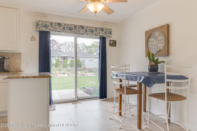 15089 Pinehurst Drive, Lansing, MI 48906