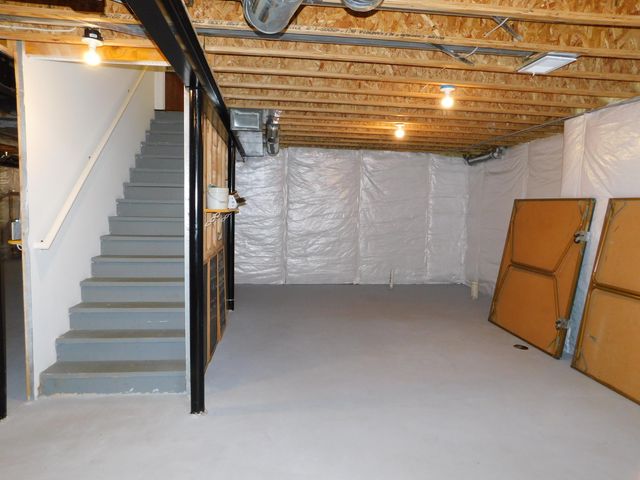 4251 Lilac Lane, Ypsilanti, MI 48197