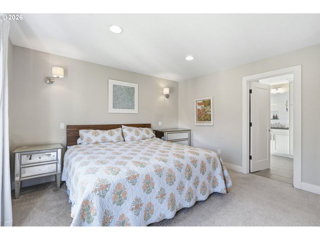 1302 Se MARION St, Portland, OR 97202