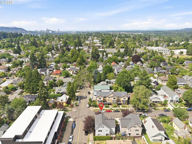 1302 Se MARION St, Portland, OR 97202