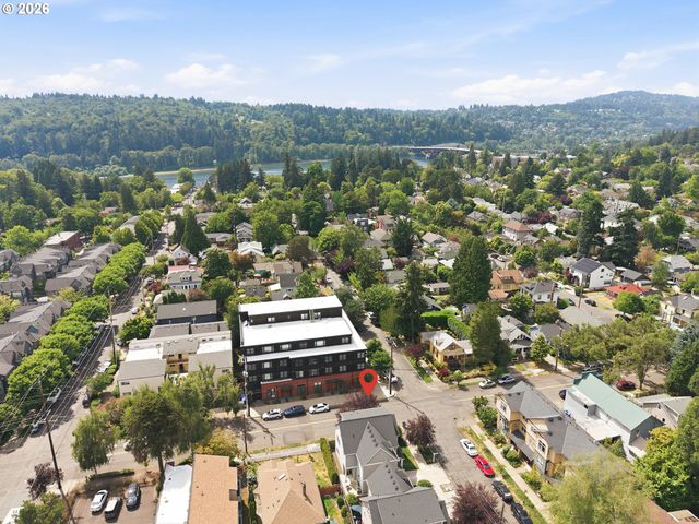 1302 Se MARION St, Portland, OR 97202