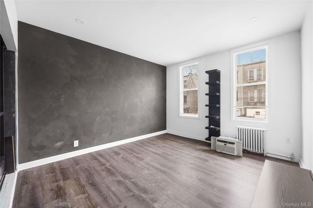 645 Saint Lawrence Avenue, Bronx, NY 10473