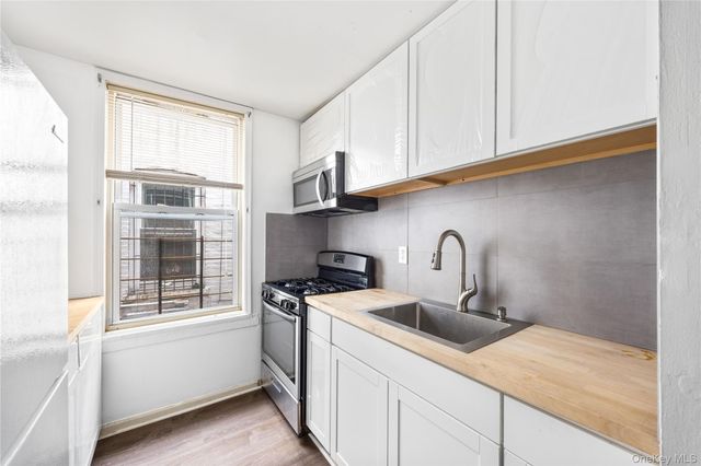 645 Saint Lawrence Avenue, Bronx, NY 10473