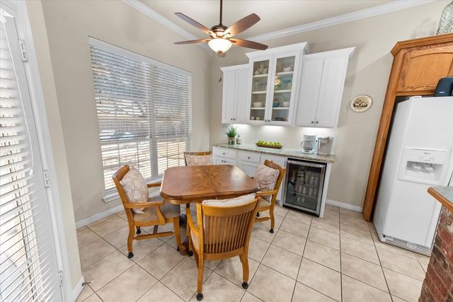 1212 Stonehill Circle, Hewitt, TX 76643